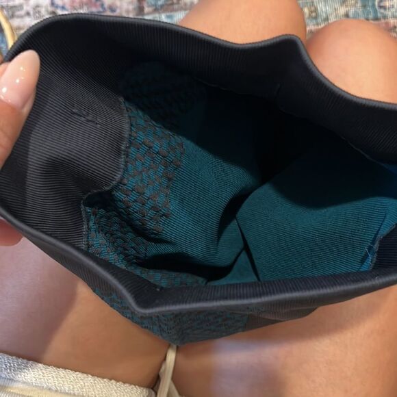 Lululemon running tights/leggings   - Picture 5 of 9